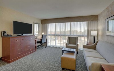 Drury Inn & Suites Charlotte University Place