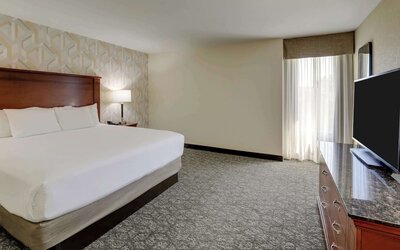 Drury Inn & Suites Charlotte University Place