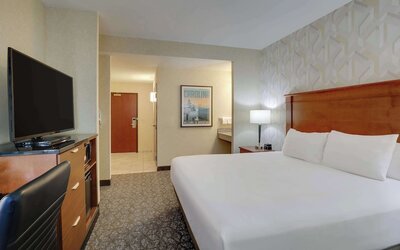 Drury Inn & Suites Charlotte University Place