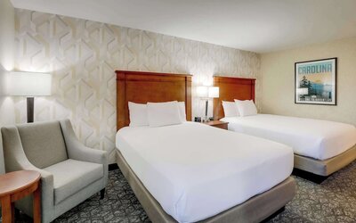 Drury Inn & Suites Charlotte University Place