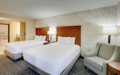Drury Inn & Suites Charlotte University Place