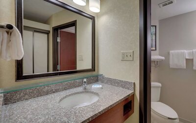 Drury Inn & Suites Charlotte University Place
