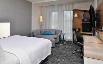 Courtyard by Marriott Charlotte Steele Creek
