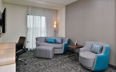 Courtyard by Marriott Charlotte Steele Creek