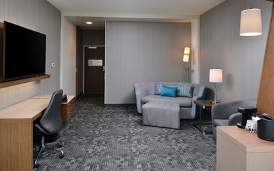 Courtyard by Marriott Charlotte Steele Creek