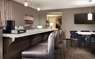 Embassy Suites by Hilton Charlotte Uptown 