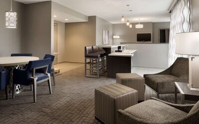 Embassy Suites by Hilton Charlotte Uptown 