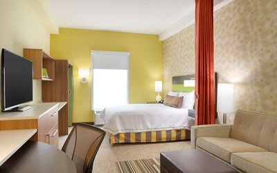 Home2 Suites by Hilton Charlotte Airport