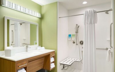 Home2 Suites by Hilton Charlotte Airport
