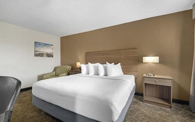 Best Western Center Inn