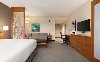 Hyatt Place Virginia Beach Town Center