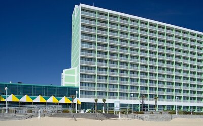 Holiday Inn Va Beach-Oceanside (21st St) by IHG