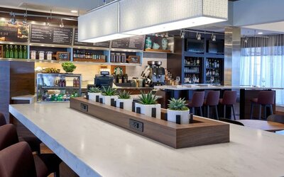 Coworking space at Sonesta Select Minneapolis Eden Prairie.