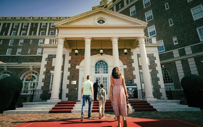 The Historic Cavalier Hotel and Beach Club, Autograph Collection