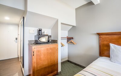 Country Inn & Suites by Radisson, Virginia Beach (Oceanfront)