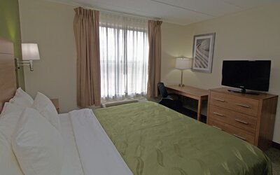 Quality Suites Lake Wright - Norfolk Airport