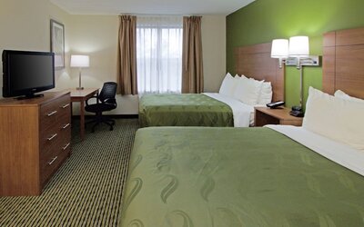 Quality Suites Lake Wright - Norfolk Airport