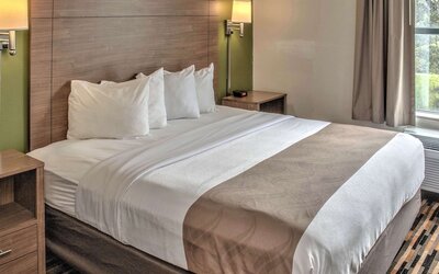 Quality Suites Lake Wright - Norfolk Airport
