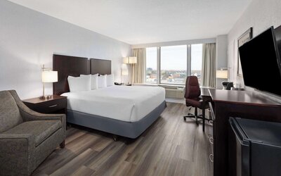 Wyndham Garden Norfolk Downtown