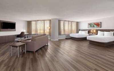 Wyndham Garden Norfolk Downtown