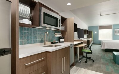 Home2 Suites by Hilton Norfolk Airport