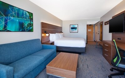 Holiday Inn Express & Suites VA Beach Oceanfront by IHG