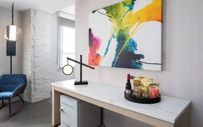 Glass Light Hotel & Gallery, Autograph Collection