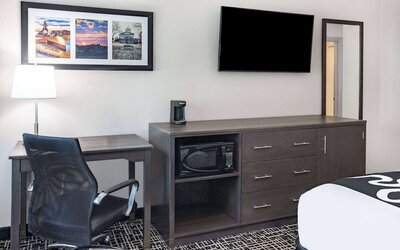 La Quinta Inn & Suites by Wyndham Norfolk