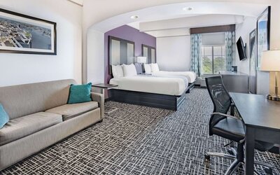 La Quinta Inn & Suites by Wyndham Norfolk