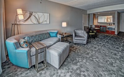 Courtyard by Marriott Newport News Airport