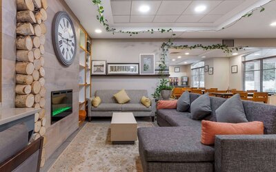 Country Inn & Suites by Radisson, Newport News South, VA