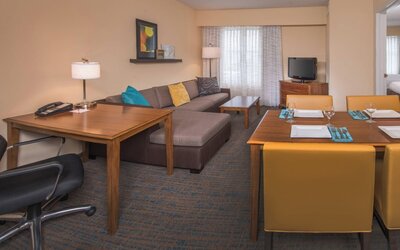 Residence Inn by Marriott Chesapeake Greenbrier
