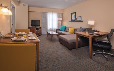 Residence Inn by Marriott Chesapeake Greenbrier
