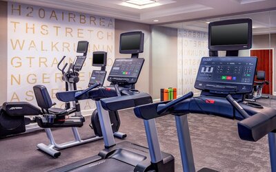 Residence Inn by Marriott Chesapeake Greenbrier