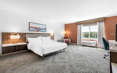 Hilton Garden Inn Suffolk Riverfront