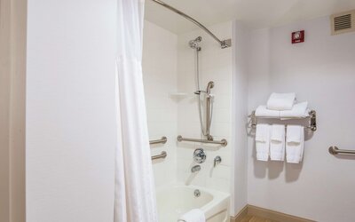 Hilton Garden Inn Suffolk Riverfront