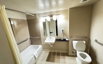 Wingate by Wyndham Chesapeake