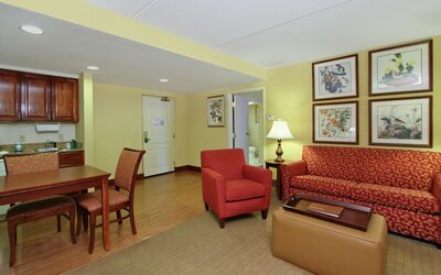 Homewood Suites by Hilton Chesapeake-Greenbrier