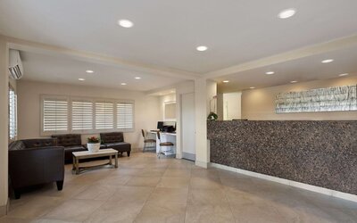 Days Inn by Wyndham San Diego Hotel Circle