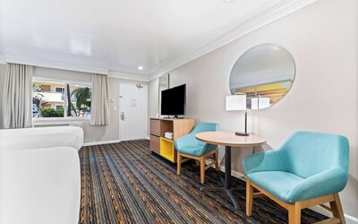 Days Inn by Wyndham San Diego Hotel Circle
