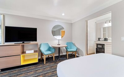 Days Inn by Wyndham San Diego Hotel Circle
