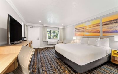 Days Inn by Wyndham San Diego Hotel Circle