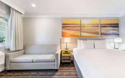 Days Inn by Wyndham San Diego Hotel Circle