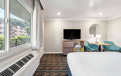 Days Inn by Wyndham San Diego Hotel Circle