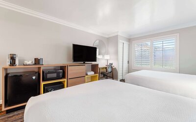 Days Inn by Wyndham San Diego Hotel Circle