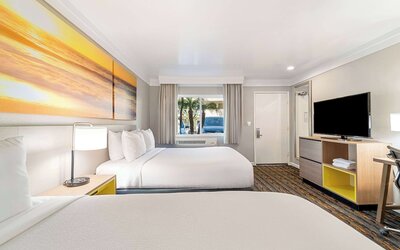 Days Inn by Wyndham San Diego Hotel Circle