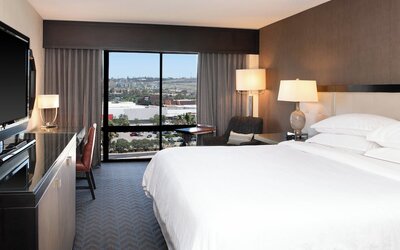 Sheraton Mission Valley San Diego Hotel