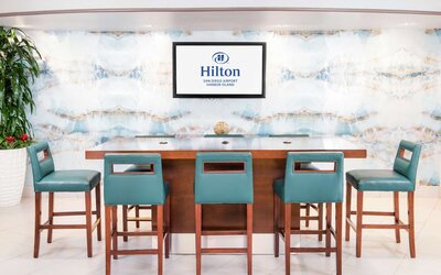 Hilton San Diego Airport/Harbor Island