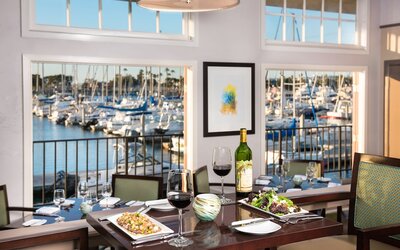 Hilton San Diego Airport/Harbor Island