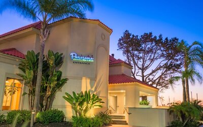 Hilton San Diego Airport/Harbor Island